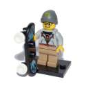 Street Skater - LEGO Series 4 Collectible Minifigure